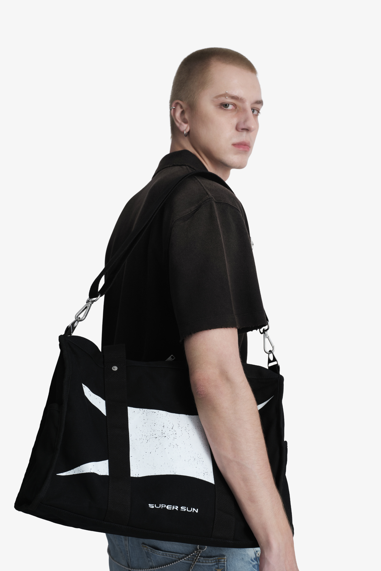 DUFFLE BAG